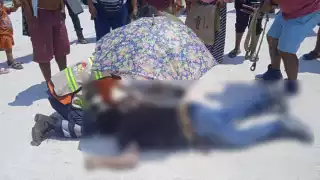 Se encontraba arriba de una escalera eléctrica al momento del accidente