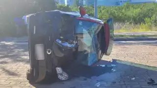 Ambos implicados iban a exceso de velocidad, por lo que uno perdió el control. Ninguno de los adolescentes tenía permiso de conducir.