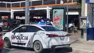 Mujer de la tercera edad es atropellada en paso peatonal de Chedraui en Campeche