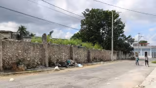 Solo las casas que han sido adquiridas por extranjeros están remozadas y bien pintadas