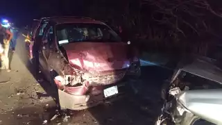 Policías Municipales se encargaron de delimitar la zona para evitar otro percance