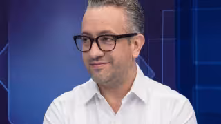 Chumel Torres ofrece disculpas tras críticas por burlas a persona con Síndrome de Down