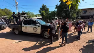 Operativo en Culiacán deja 7 detenidos tras cinco cateos; Gabinete de Seguridad explica lo ocurrido en Laguna Colorada
