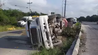 La vía a Celestún se cerró para las maniobras correspondientes