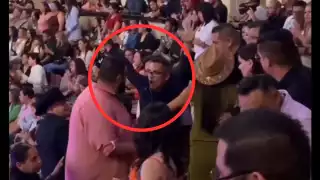 El momento en el que el conductor comenzó a gritar. Foto: Especial