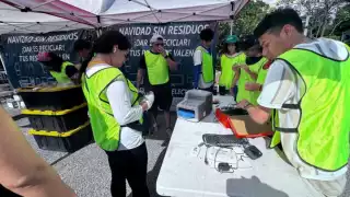 Recolectan más de 500 kilos de reciclables y electrónicos con el trueque "Navidad sin residuos"