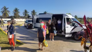 Marina escolta a 15 turistas asaltados en Nayarit tras violencia del 22 de febrero
