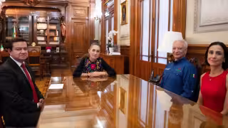 Claudia Sheinbaum anuncia la salida de Víctor Rodríguez de la dirección de Pemex