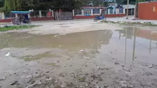 Vecinos piden al Ayuntamiento que aproveche el puente vacacional para solucionar el problema