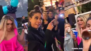 Con unas copas de más, Galilea y Wendy se la amanecen tras tremendo reventón: VIDEO