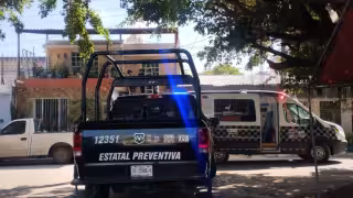 Elementos del ERUM intervienen ante intentó de suicidio en el fraccionamiento Tumbre Cuxtal