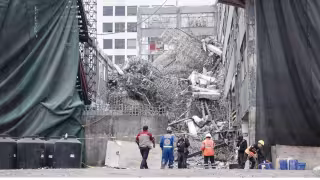 Hallan segundo cuerpo tras colapso de edificio en San Antonio Abad, CDMX; continúa búsqueda de tercera víctima