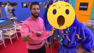 Poncho no podía creer que su sueño se cumplió. Foto: Especial