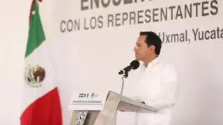 Se expuso que su cargo genera una inequidad en la contienda electoral.