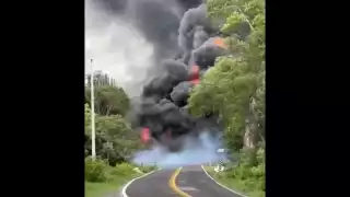 La carretera México-Acapulco quedó completamente cerrada por la gran explosión