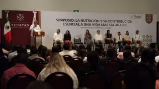 Gobierno de Yucatán entrega nuevos equipos a nutriólogos por el Día Nacional del Profesional en Nutrición