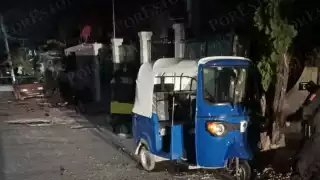 Se reportó el incendió de un automóvil y después dispararon en contra de una cuartería y dos mototaxis