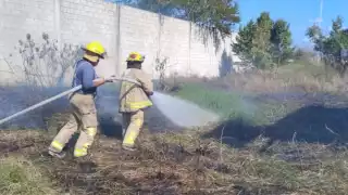 Bomberos lograron detener el incendio antes de extenderse