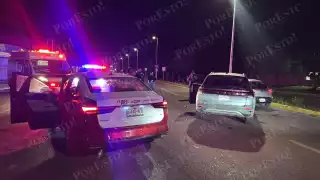 Aparatoso accidente en Campeche: taxi impacta camioneta en retorno de la Colosio
