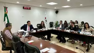 La sesión preliminar tuvo 3 rondas de debate en el INE
