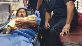 Milagro de la vida en ambulancia de la SSP: mujer da a luz a un niño en Dzoncauich