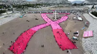 La tela servirá para crear pañuelos y ayudar a mujeres con cáncer
