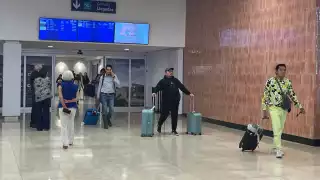 El primer vuelo adelantado se trata del Aeroméxico 824 desde la capital del país