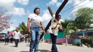 Este Viernes Santo los católicos recuerda la muerte de Jesús en la cruz