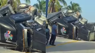 Vuelca tráiler en la carretera Sabancuy–Ciudad del Carmen; cierran parcialmente la vía