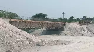 La obra lleva ocho días sin avanzar