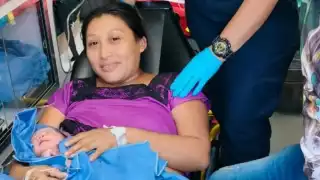 Realizan labor de parto en ambulancia de la SSP, en Halachó, Yucatán