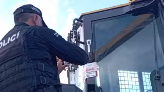 Inmoviliza la Profepa maquinaria en predio invadido por presuntos foráneos en Becanchén, Tekax