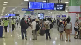 El martes, tras la primera erupción intensa del volcán, se registraron tres retrasos de vuelos desde la Ciudad de México