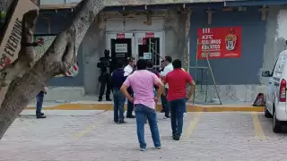 Un negocio fue clausurado por vender comida estando en remodelación