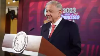 Andrés Manuel López Obrador encabeza este martes 19 de diciembre, la conferencia mañanera desde Palacio Nacional