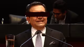 El exsecretario de Economía no podrá salir del país mientras se desarrolla el proceso, informó esta tarde la FGR.