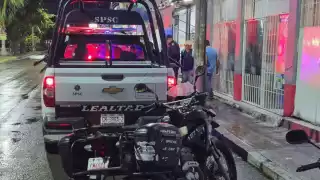 Movilización policiaca en el fraccionamiento Puente de la unidad tras asalto