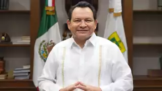 Joaquín Díaz Mena anuncia la visita de más de 60 embajadores a Yucatán junto al canciller Juan Ramón de la Fuente