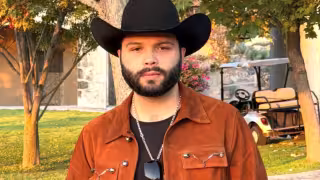 Leonardo Aguilar rompe el silencio tras dar un concierto con muy poco público