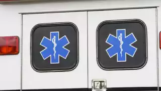 Los oficiales delimitaron el área y pusieron un operativo de tránsito para agilizar la vialidad que resultó afectado durante un tiempo