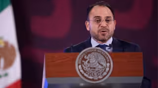 David Aguilar Romero titular de Profeco, destacó el papel crucial que la CRE ha jugado en asegurar la estabilidad de precios del gas L. P.