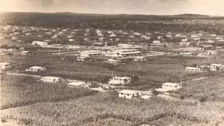 Los primeros pobladores llegaron en cinco camiones de pasajeros a las 06:00 horas