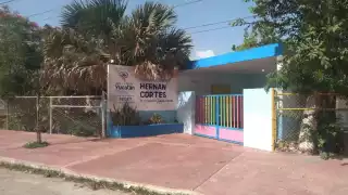 El material iba ser utilizado para techar el parque del jardín de niños