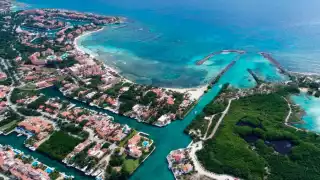 A partir de las 9 de la noche el lugar luce prácticamente vacío