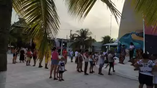 Los empleados de la CFE fueron confrontados por habitantes de la Isla