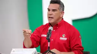 Alejandro Moreno reconoció a la Senadora Indira Kempis como mujer de una sola pieza, luego de su renuncia a Movimiento Ciudadano