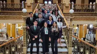 Como parte del premio, los estudiantes seleccionados recibirán becas emitidas por Huawei