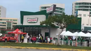Nueva sucursal de Krispy Kreme en Veracruz desata ola de memes