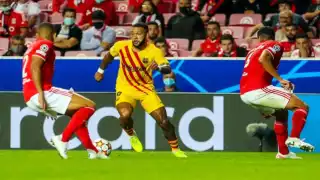 El Barcelona cae por segunda ocasión consecutiva en el torneo de la UEFA Champions League, al ser derrotado 3-0 por el Benfica