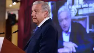 Andrés Manuel López Obrador insistió en que las plataformas de redes sociales deben intensificar sus esfuerzos para detectar y eliminarcontenidos engañosos hechos con inteligencia artificial